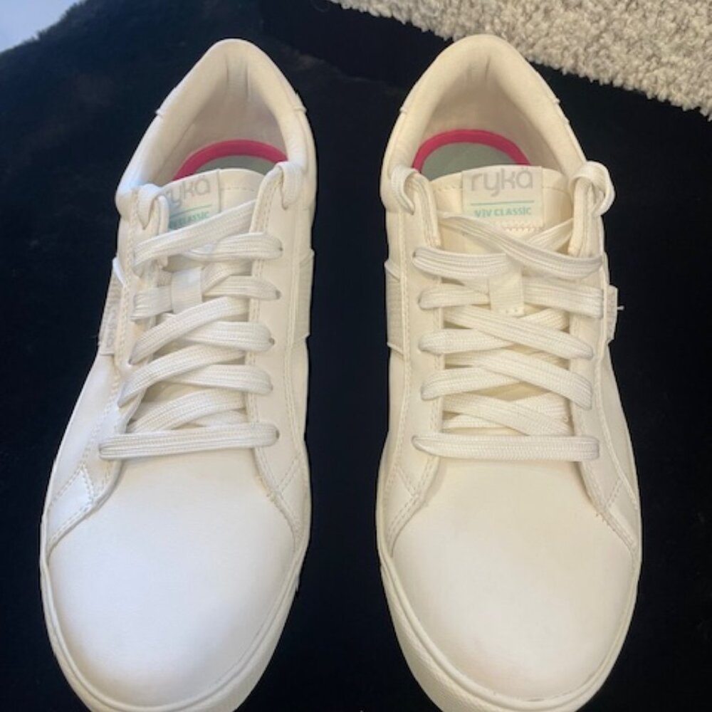 Ryka Women's Viv Classic Oxfords White